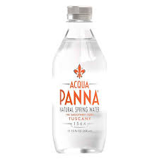 Small Acqua Panna water (Plastic 330ML) ماء اكوا بانا (بلاستك )